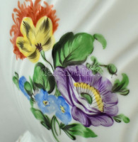 Herendi virágmintás kaspó. Kézzel festett, jelzett, másodosztály, kis kopással, m: 15,5 cm, d: 19 cm