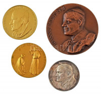 Vegyes, 4db-os II. János Pál pápa / vallási / pápai emlékérem, közte DN Svb Crvcis Vexillo Romano Pontifici Servire / Regina Soc Jesv kétoldalas, aranyozott fém emlékérem (34mm) T:AU,XF, patinaMixed, 4pcs Pope John Paul II / religion